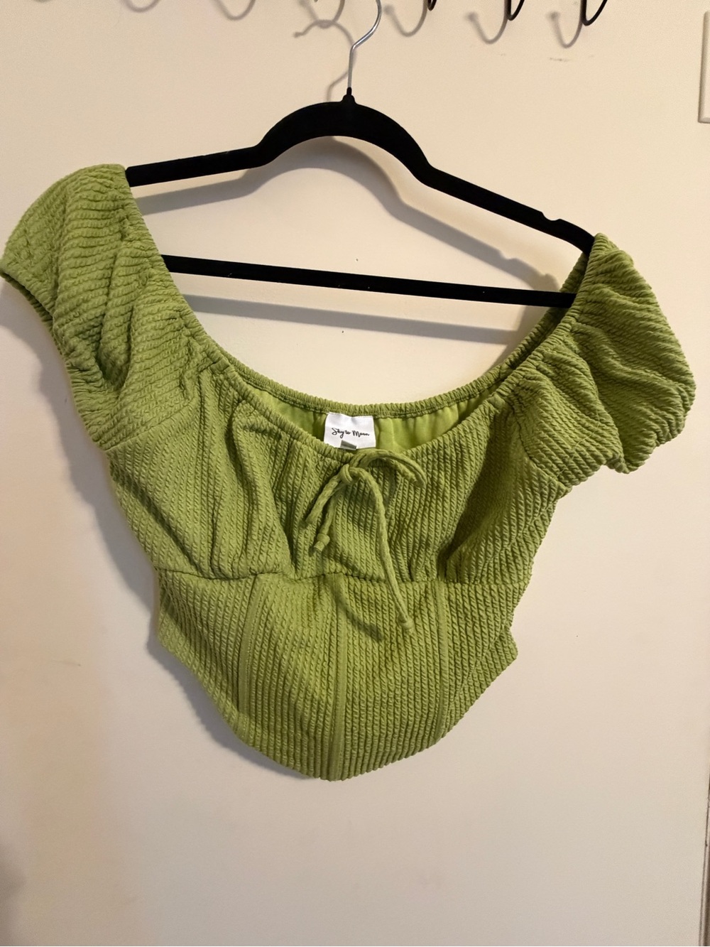 Cropped Green Off-Shoulder Top with Tie Sky to Moon Size Large